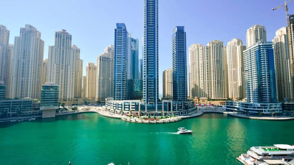 EXPERIENCE THE WONDERS OF DUBAI