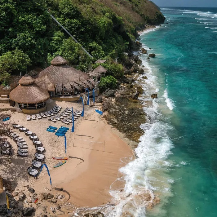Karma Kandara Bali, Jalan Villa Kandara, Selatan Ungasan, Kuta Selatan, Ungasan, Kec. Kuta, Kabupaten Badung, Bali 80362, Indonesia